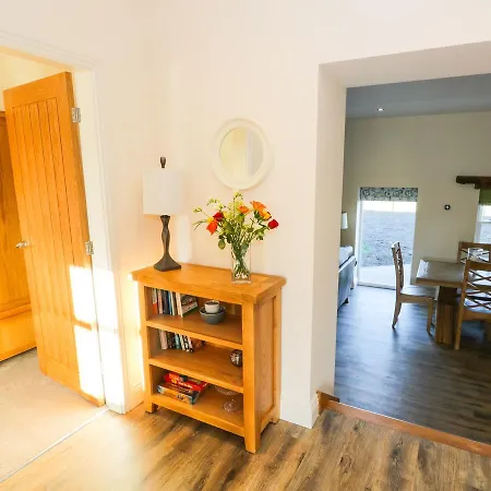 Дом отдыха The Byre, Grange-over-sands *